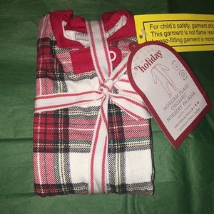 Pottery Barn Kids Holiday Morgan Plaid Organic Footed Pajamas 0-3, 6-9 mo!